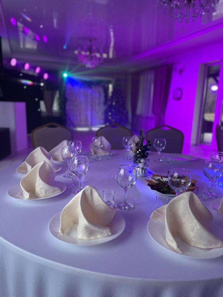 Усадьба для проведения свадьбы дня рождения в Малорите в деревне Замшаны Дом 135.