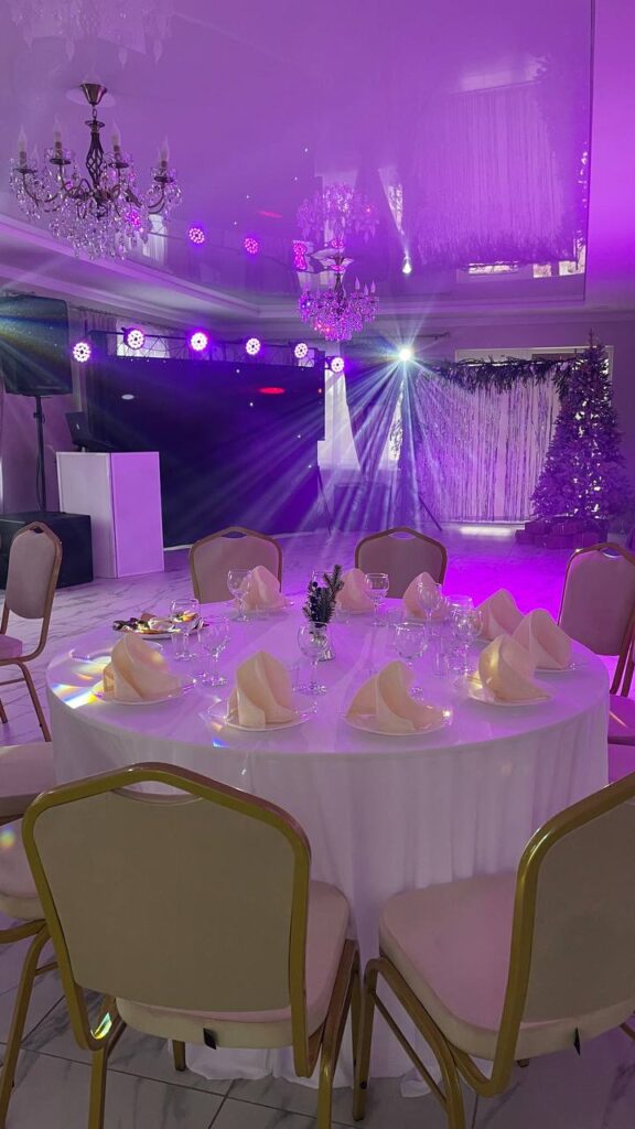 Усадьба для проведения свадьбы дня рождения в Малорите в деревне Замшаны Дом 135.